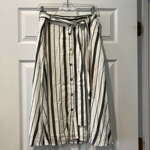 Loft midi button down skirt!